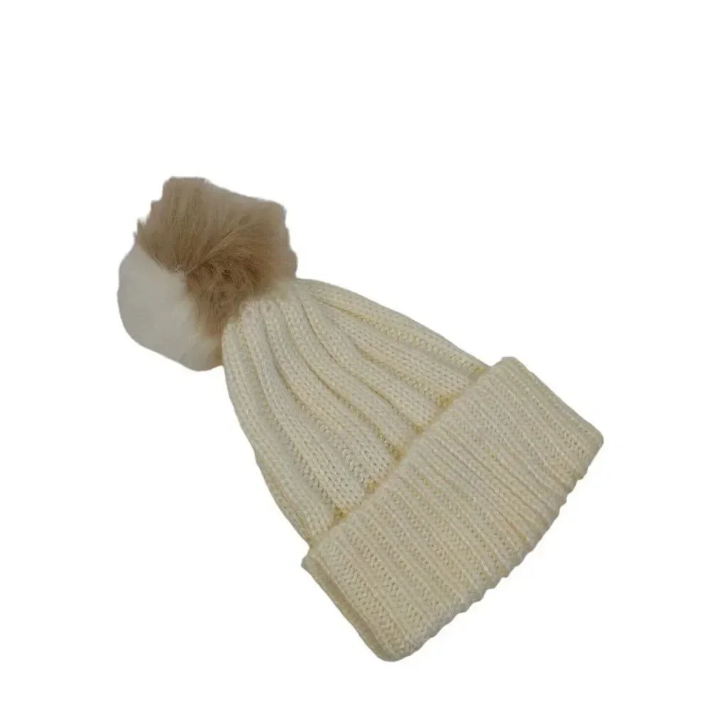 Stocking hat Pom Pom Beanie cream and tan BCBGeneration